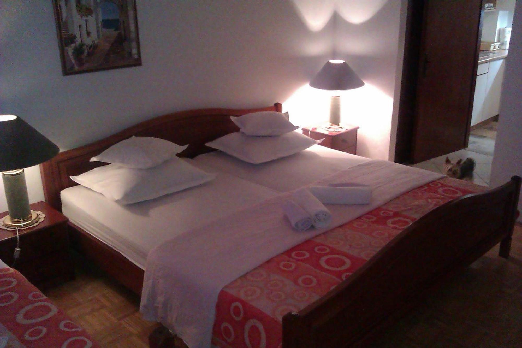 Pansion Ivana Baška Voda Quarto foto